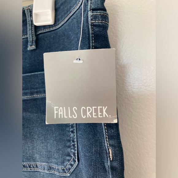 ✨NWT✨ Falls Creek Flare Jeans (Size 16) - Picture 7 of 9
